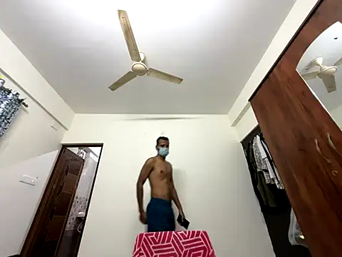 Snapshot of checkyourdadddy chatting on September 14, 4:44 am checkyourdadddy online show from September 14, 4:44 am