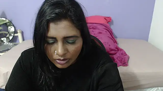 Snapshot of INDIANSIN2 chatting on May 18, 4:46 pm INDIANSIN2 online show from May 18, 4:46 pm