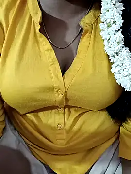 Snapshot of tamil-varshu chatting on December 10, 3:33 pm tamil-varshu online show from December 10, 3:33 pm