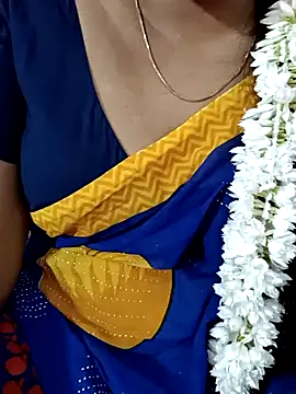 Snapshot of tamil-varshu chatting on January 5, 2:52 pm tamil-varshu online show from January 5, 2:52 pm