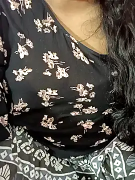 Snapshot of tamil-varshu chatting on January 17, 6:54 pm tamil-varshu online show from January 17, 6:54 pm