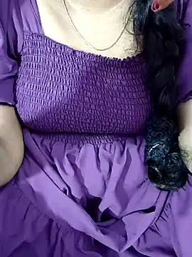 Snapshot of tamil-varshu chatting on January 21, 3:54 pm tamil-varshu online show from January 21, 3:54 pm