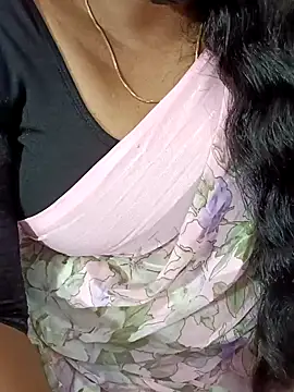 Snapshot of tamil-varshu chatting on February 2, 1:52 pm tamil-varshu online show from February 2, 1:52 pm