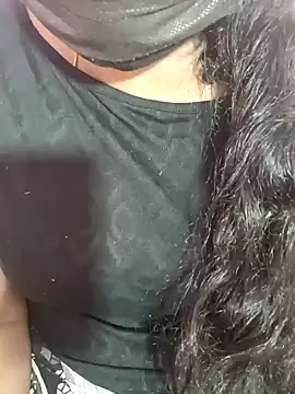 Snapshot of tamil-varshu chatting on February 7, 7:38 pm tamil-varshu online show from February 7, 7:38 pm