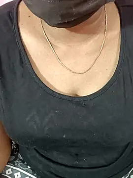 Snapshot of tamil-varshu chatting on February 9, 4:29 pm tamil-varshu online show from February 9, 4:29 pm