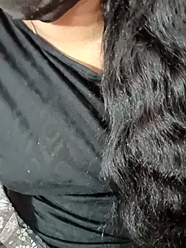 Snapshot of tamil-varshu chatting on February 13, 6:16 pm tamil-varshu online show from February 13, 6:16 pm