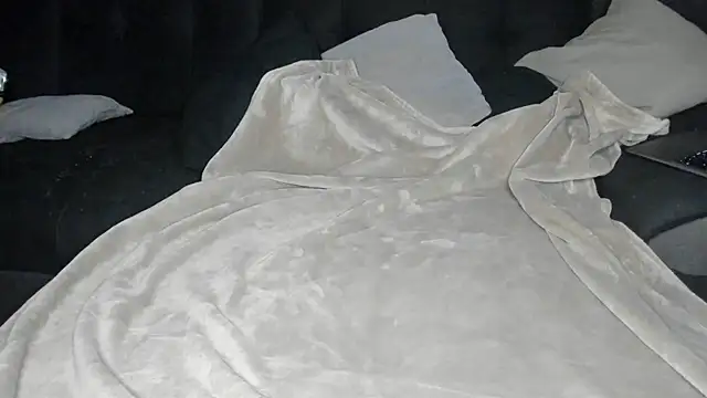 Snapshot of Ana-05 chatting on January 27, 7:46 pm Ana-05 online show from January 27, 7:46 pm