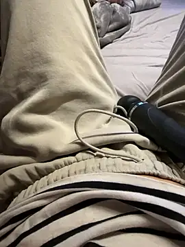 Snapshot of Ana-05 chatting on October 29, 7:04 pm Ana-05 online show from October 29, 7:04 pm