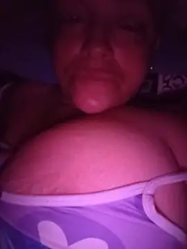 Snapshot of Zamara_milf chatting on July 19, 1:04 pm Zamara milf online show from July 19, 1:04 pm