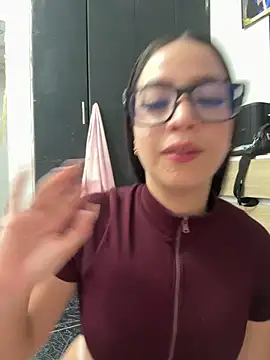 IamSteph13 online show from April 3, 1:14 am