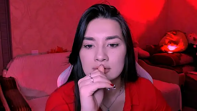 Swee Alicee online show from November 21, 6:17 pm