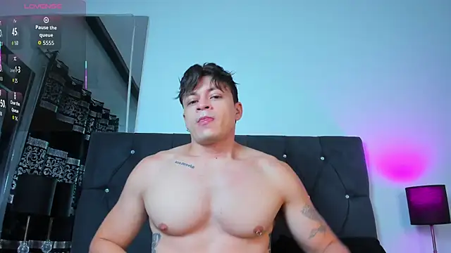 Angel Cuervo online show from May 27, 12:46 pm
