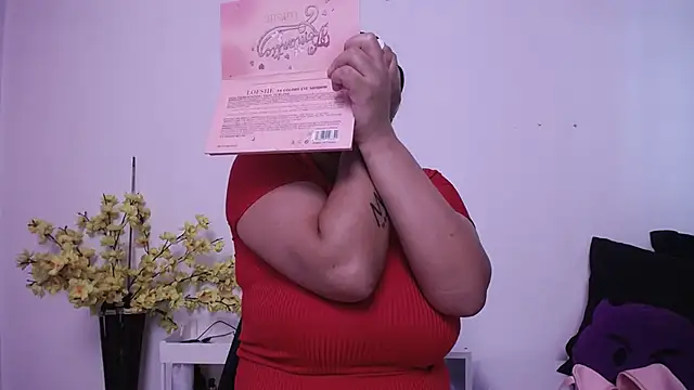 Snapshot of Nicol_Love0 chatting on February 18, 12:45 pm Nicol Love0 online show from February 18, 12:45 pm