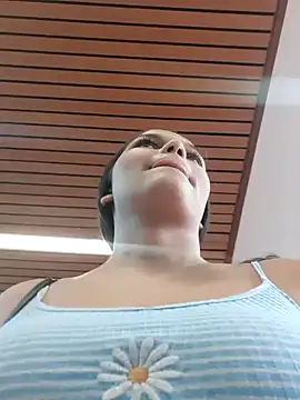 Snapshot of girl_milk1 chatting on December 26, 9:58 pm girl milk1 online show from December 26, 9:58 pm