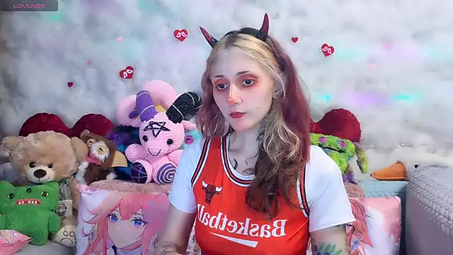 Snapshot of _Devill_Baby chatting on April 30, 6:36 pm Devill Baby online show from April 30, 6:36 pm