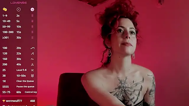 Snapshot of Borbala_Iggy chatting on December 25, 11:53 pm Borbala Iggy online show from December 25, 11:53 pm