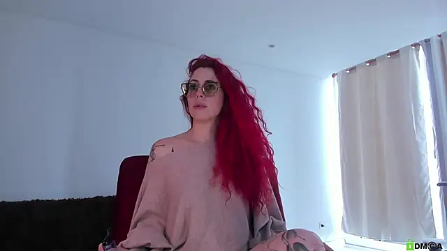 Snapshot of Borbala_Iggy chatting on February 27, 5:47 pm Borbala Iggy online show from February 27, 5:47 pm