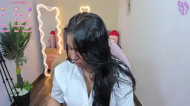 kendra tay online show from February 24, 3:23 am