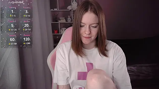 Snapshot of CassieJuice69 chatting on March 4, 2:45 pm CassieJuice69 online show from March 4, 2:45 pm