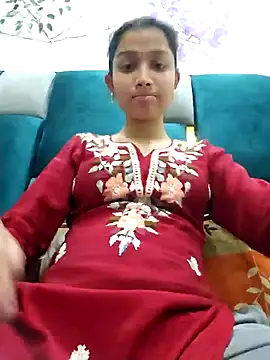 Snapshot of Aleena_Rai chatting on February 3, 6:49 pm Aleena Rai online show from February 3, 6:49 pm