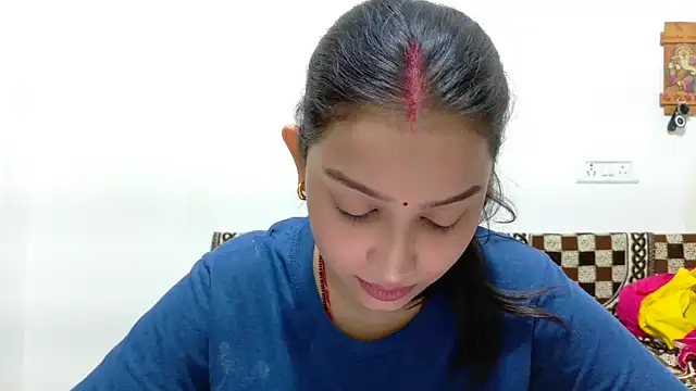 Snapshot of Aleena_Rai chatting on October 14, 6:20 pm Aleena Rai online show from October 14, 6:20 pm