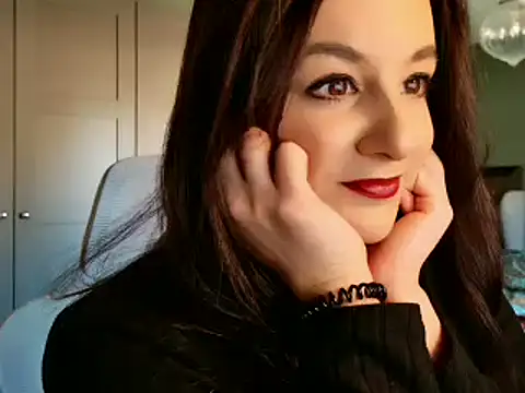 flatwhite0 online show from February 27, 9:32 am