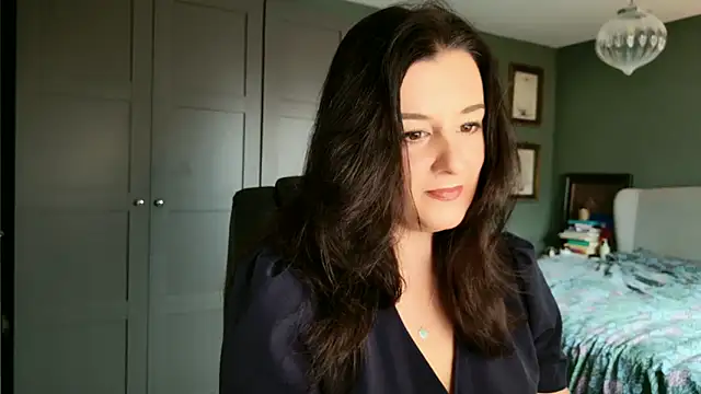 flatwhite0 online show from February 9, 10:19 am