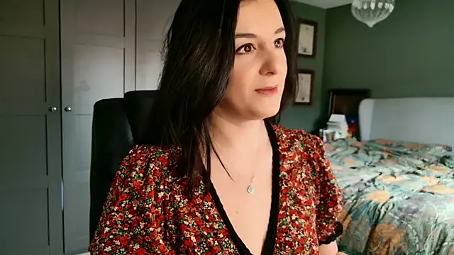 flatwhite0 online show from February 24, 10:02 am