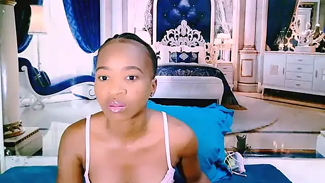 Snapshot of EbonyCreamy69 chatting on February 20, 5:59 am EbonyCreamy69 online show from February 20, 5:59 am