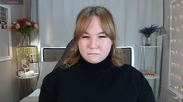 Snapshot of Emmy_Greis chatting on February 4, 3:44 am Emmy Greis online show from February 4, 3:44 am