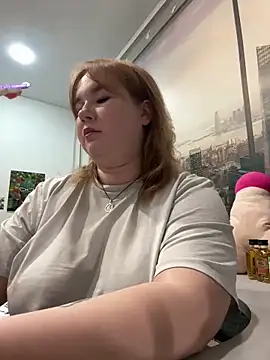 Snapshot of Emmy_Greis chatting on February 15, 7:39 pm Emmy Greis online show from February 15, 7:39 pm