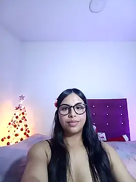 Snapshot of ken_megan chatting on December 12, 8:57 am ken megan online show from December 12, 8:57 am