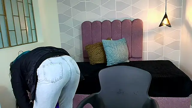 Snapshot of Asly_Morgan chatting on January 17, 12:10 pm Asly Morgan online show from January 17, 12:10 pm