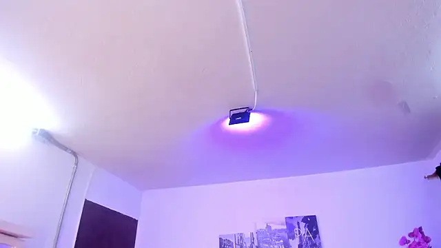 Amy Kiitty  online show from November 26, 12:39 pm