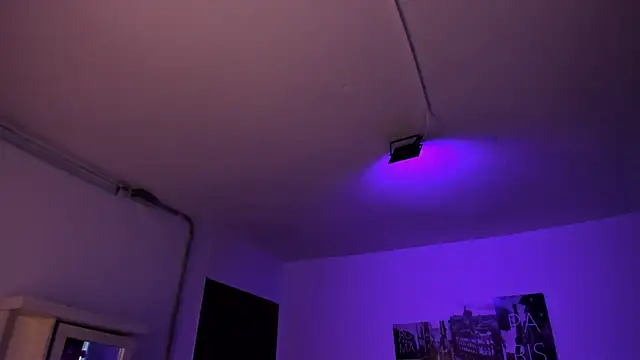 Amy Kiitty  online show from December 17, 1:28 pm