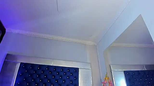 Eyleen Santos online show from May 20, 7:31 pm