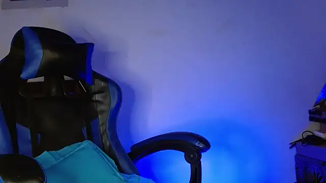 SexyBoy-Bigclit online show from March 15, 9:37 am