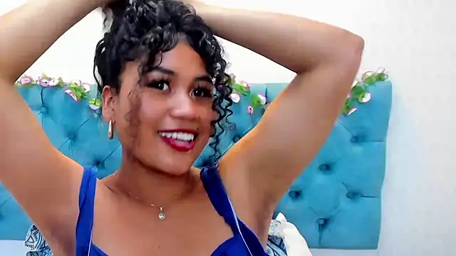 Sophie Smith69 online show from January 4, 4:11 pm