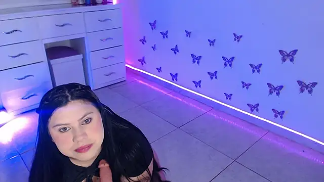 April sexycurvi online show from March 8, 4:38 am