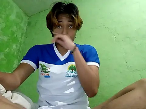 ruygw online show from December 7, 1:14 am