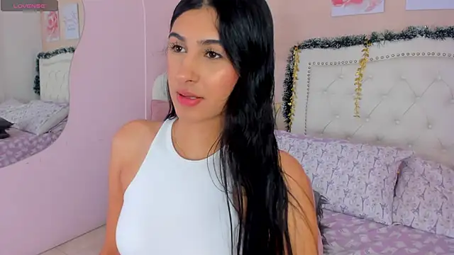 Snapshot of Ashley_Evans18 chatting on December 28, 11:30 am Ashley Evans18 online show from December 28, 11:30 am