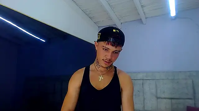 HannibalLester online show from March 23, 4:38 am