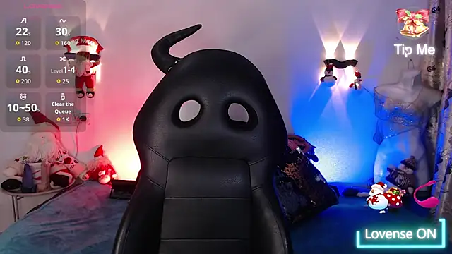 Emili Roux online show from December 5, 11:52 am