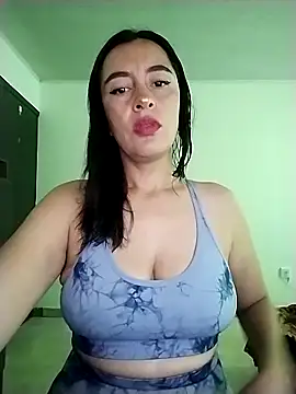 hailey85 online show from April 11, 7:29 pm