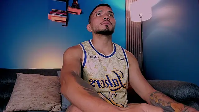 maximusclark1 online show from October 27, 1:09 am