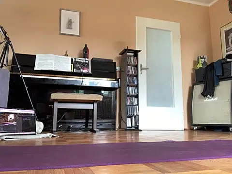 Bula94193 online show from October 8, 10:35 am