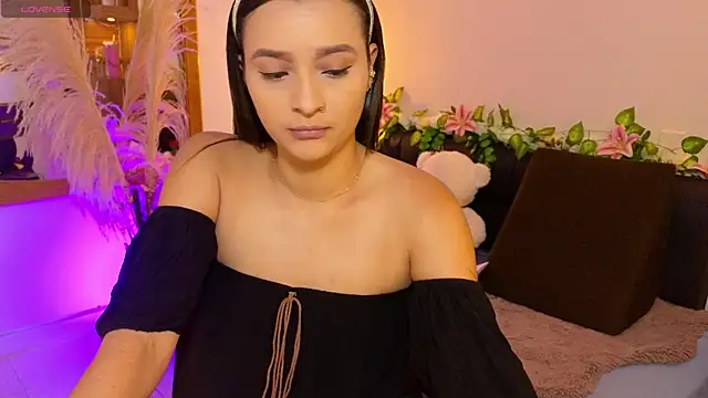 Hannah williams1 online show from September 13, 8:52 pm