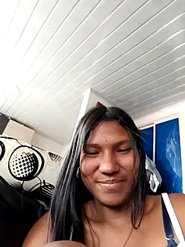 Snapshot of AnnieScott_ chatting on January 1, 6:49 pm AnnieScott online show from January 1, 6:49 pm
