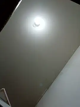 annybarros21 online show from March 11, 6:25 pm