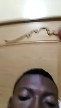 Snapshot of zipeqengeshe21 chatting on December 21, 3:03 am zipeqengeshe21 online show from December 21, 3:03 am